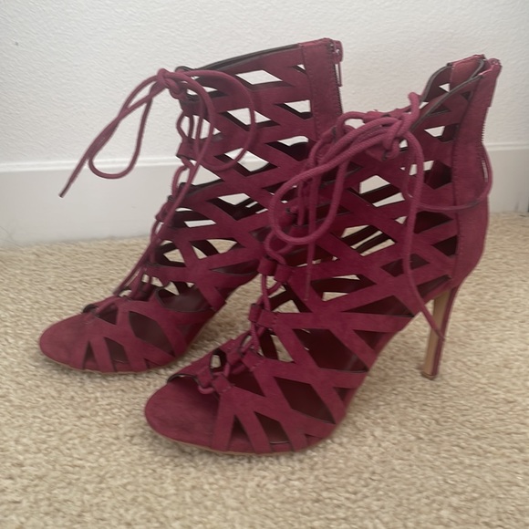 Charlotte Russe Plum Suede Lace Up Heels with back zip - Picture 4 of 7